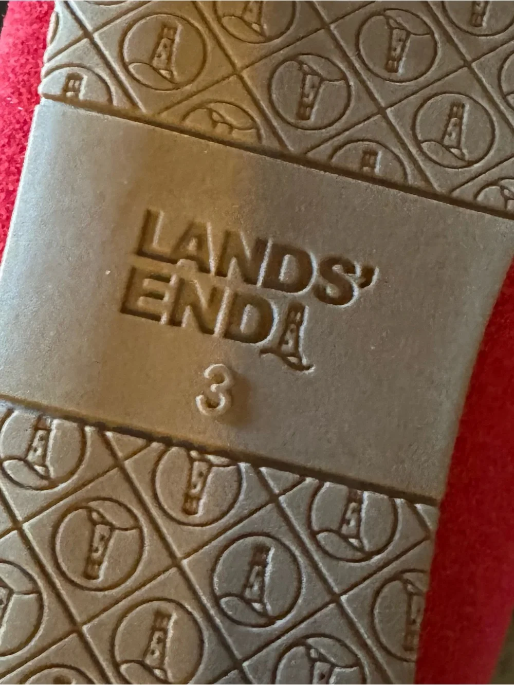 Lands End soft red